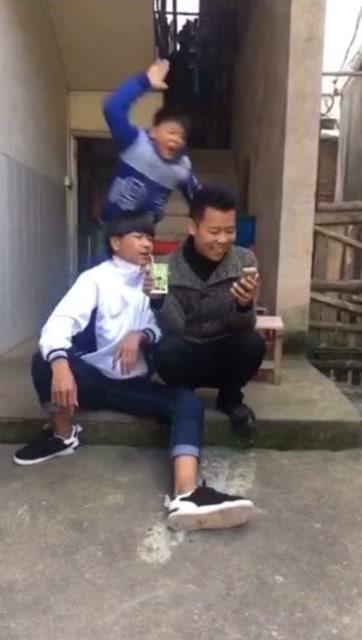 拍奶视频,温馨育儿瞬间记录