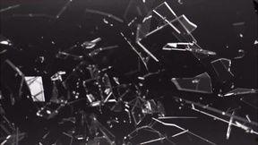 玻璃破碎视频,高清视频揭秘惊人一幕