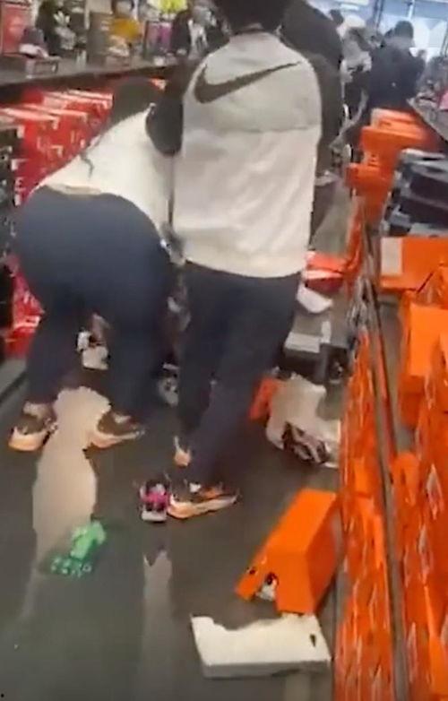 抢鞋子视频,一场视觉盛宴的实时直播