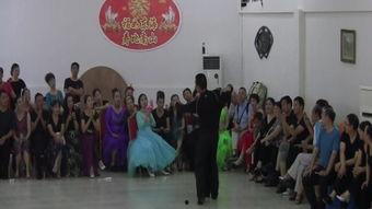华尔兹铜牌教学视频,轻松掌握舞步与技巧