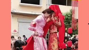 结婚搞笑视频大全,甜蜜瞬间尽在其中
