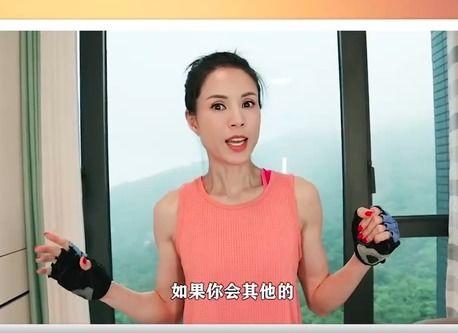 练肩视频,跟随视频轻松打造完美肩部线条