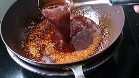 辣椒油制作视频,自制辣椒油制作过程全解析