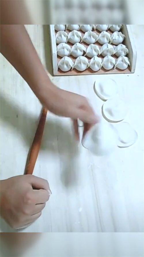 擀饺子皮视频,视频教学轻松学会