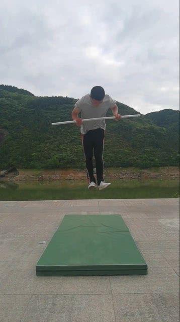 跳杆视频,跳杆运动精彩瞬间回顾